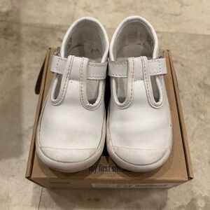 Keds toe cap t-strap - White - Size 6